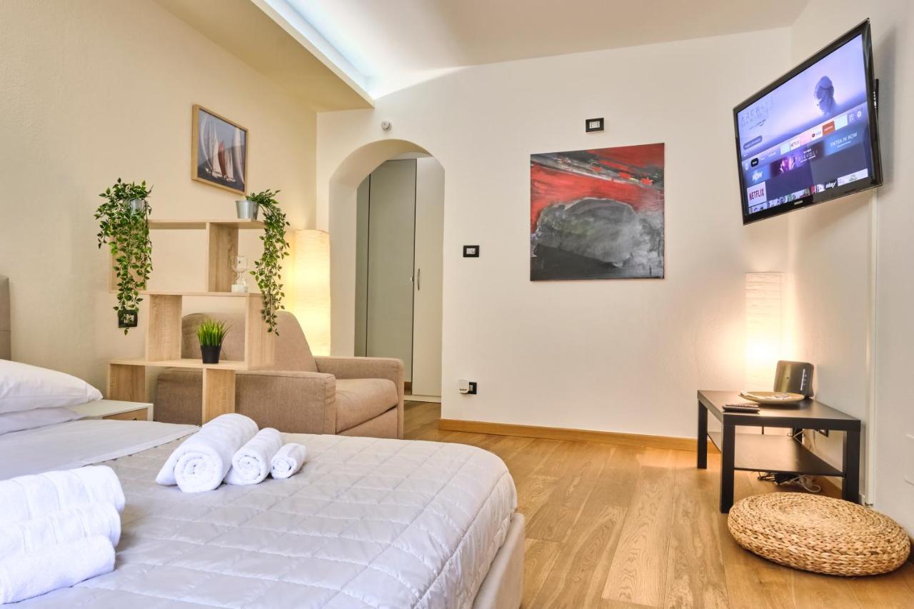 Centro-Lecco Romantico Appartamento Sul Lago エクステリア 写真