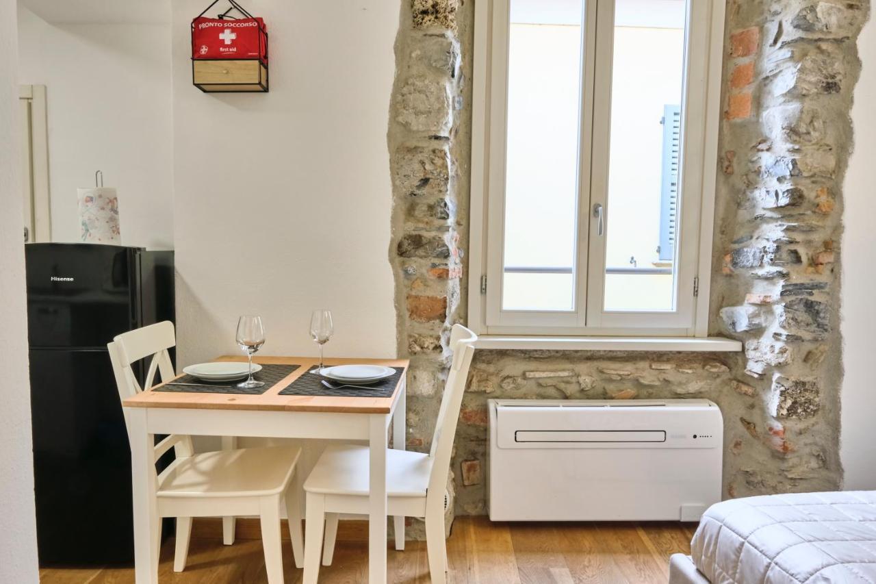 Centro-Lecco Romantico Appartamento Sul Lago エクステリア 写真